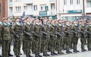 Uroczysta przysięga żołnierzy Wojsk Obrony Terytorialnej na raciborskim Rynku (7)