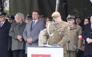 Uroczysta przysięga żołnierzy Wojsk Obrony Terytorialnej na raciborskim Rynku (5)