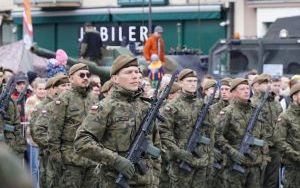 Uroczysta przysięga żołnierzy Wojsk Obrony Terytorialnej na raciborskim Rynku (4)