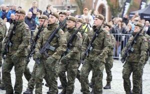 Uroczysta przysięga żołnierzy Wojsk Obrony Terytorialnej na raciborskim Rynku (14)