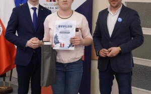 Rozstrzygnięcie konkursu plastycznego „Ferie w Kadrze: Zima w Moich Oczach” (10)