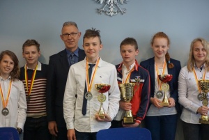 Wizyta Sportowców z SMS i SP 15 u Prezydenta Raciborza.