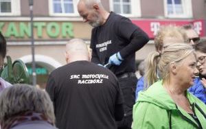 Śniadanie Wielkanocne na raciborskim rynku (1)