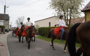 Wielkanocna procesja konna Racibórz-Sudół (16)