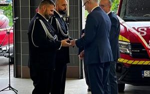 Przekazanie kluczu do nowego wozu dla OSP Markowice (1)