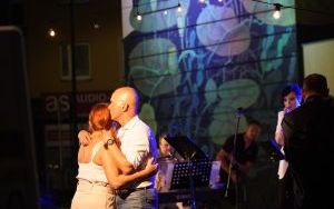 Potańcówka na Ofce (11)