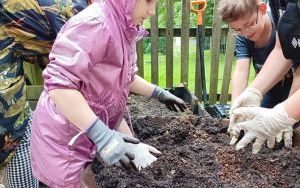  „Cyrkularny ogród. Jak wprowadzić praktyki zero waste w ogrodzie?” (2)