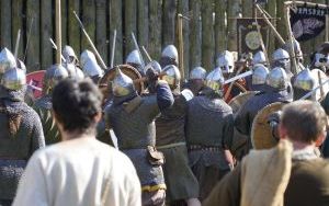 Szczęk oręża w Raciborskim Grodzie Średniowiecznym (14)