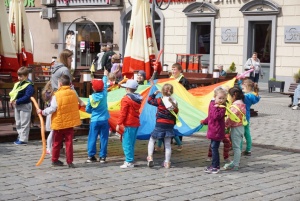 Studenci PWSZ zorganizowali zabawy dla przedszkolaków
