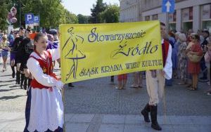 Barwny korowód przeszedł ulicami Raciborza (1)
