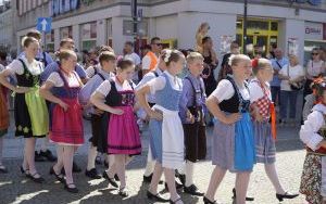 Barwny korowód przeszedł ulicami Raciborza (7)