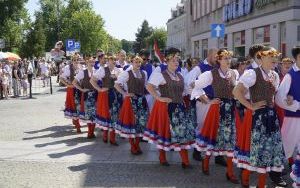 Barwny korowód przeszedł ulicami Raciborza (8)
