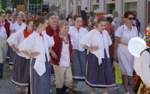 Barwny korowód przeszedł ulicami Raciborza (3)