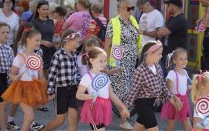 Barwny korowód przeszedł ulicami Raciborza (17)