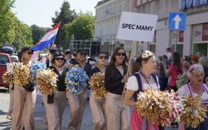 Barwny korowód przeszedł ulicami Raciborza (1)