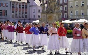 Barwny korowód przeszedł ulicami Raciborza (7)