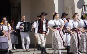 Barwny korowód przeszedł ulicami Raciborza (8)