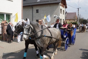 Procesja konna w Sudole