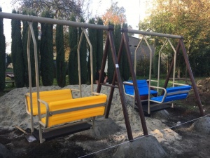 Huśtawki typu gondola