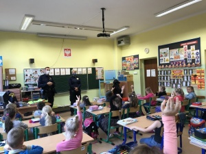 Funkcjonariusze Straży miejskiej i Policji prowadzą zajęcia w ramach projektu  pn.: 