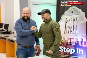NAVAL o Afganistanie, wspomnieniach z Raciborza i ekstremalnych wyjazdach