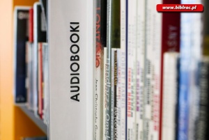 W bibliotece znajdziesz... audiobooki i DUŻE LITERY