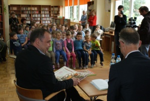 Prezydent czytał dzieciom ZSP nr 2