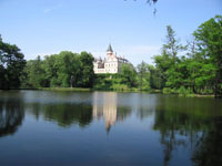 Castle Raduň with lake view