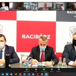 Na półmetku konsultacji w ramach prac nad strategią.